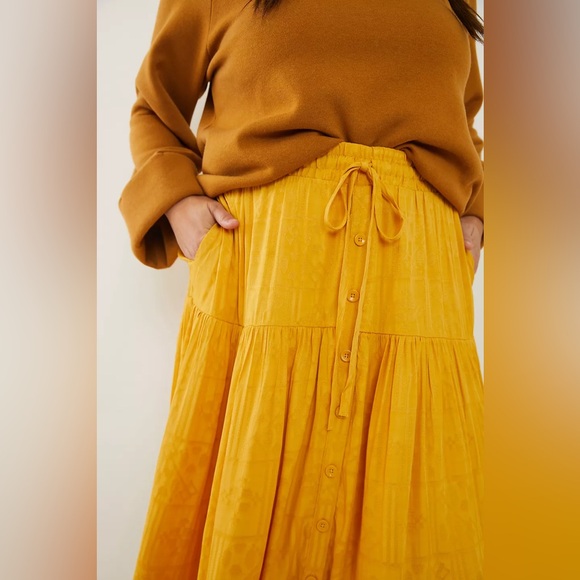 Anthropologie Maeve Maize Carnacion Textured Maxi Skirt Size M NWT - Picture 1 of 11